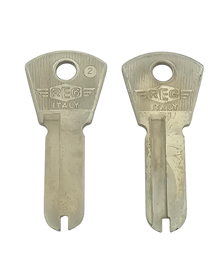 Toon details voor Silca Autosleutel z/plastic kop staal REG2 Afbeelding van Silca Autosleutel z/plastic kop staal REG2