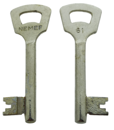 Toon details voor Nemef klaviersleutel  868N /61 Afbeelding van Nemef klaviersleutel  868N /61